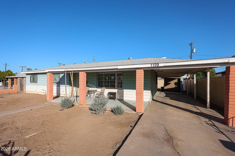 1109 N 27th Dr, Phoenix, AZ 85009