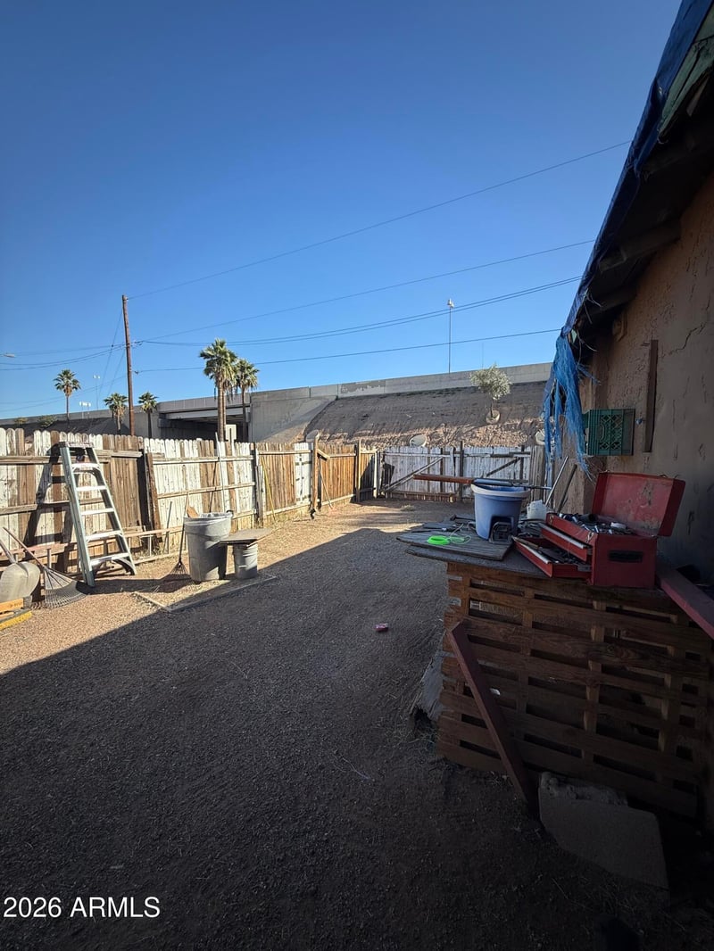 1109 W Apache St, Phoenix, AZ 85007