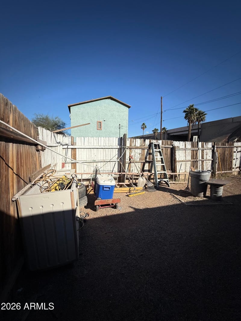 1109 W Apache St, Phoenix, AZ 85007