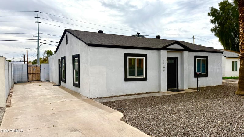 1109 Indian School Rd, Phoenix, AZ 85013