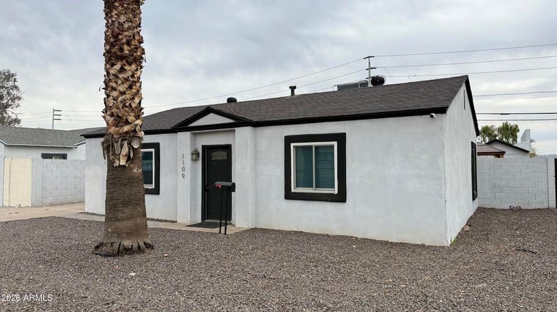 1109 Indian School Rd, Phoenix, AZ 85013