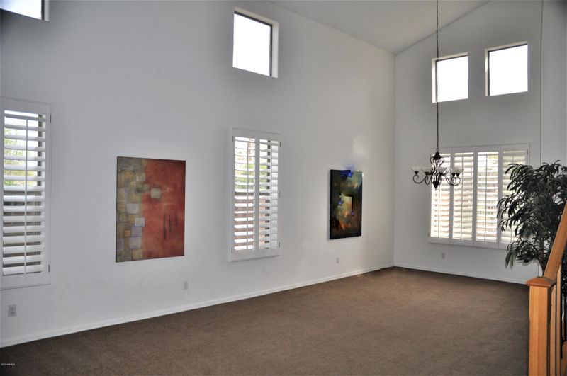 1109 W Stella Ln, Phoenix, AZ 85013