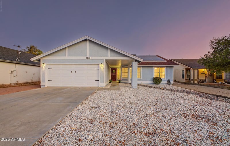 1109 W Wickieup Ln, Phoenix, AZ 85027