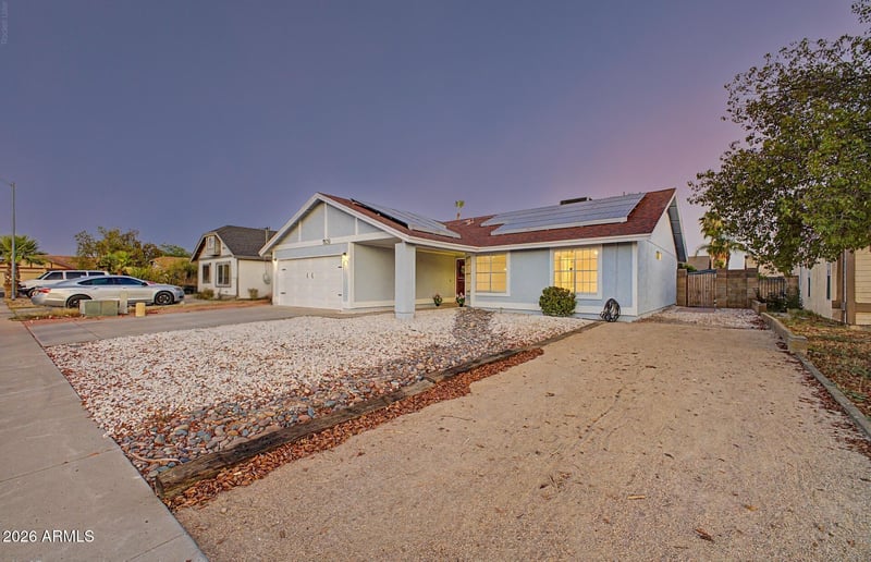 1109 W Wickieup Ln, Phoenix, AZ 85027