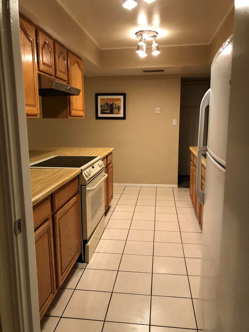 111 E Manhatton Dr, Tempe, AZ 85282