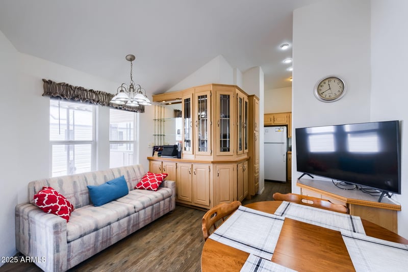 111 Greenfield Rd #611, Mesa, AZ 85206