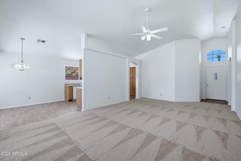 111 New Haven, Mesa, AZ 85206
