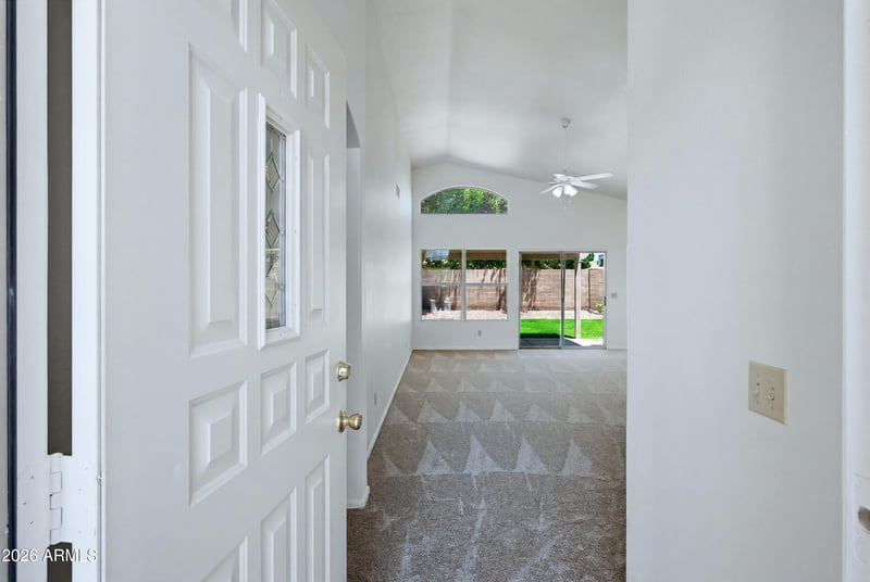 111 New Haven, Mesa, AZ 85206