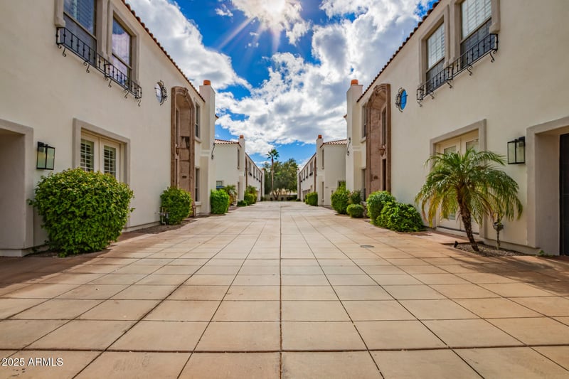 111 W Missouri Ave #E, Phoenix, AZ 85013