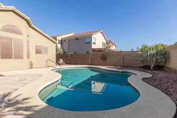 111 Windsor Dr, Gilbert, AZ 85233