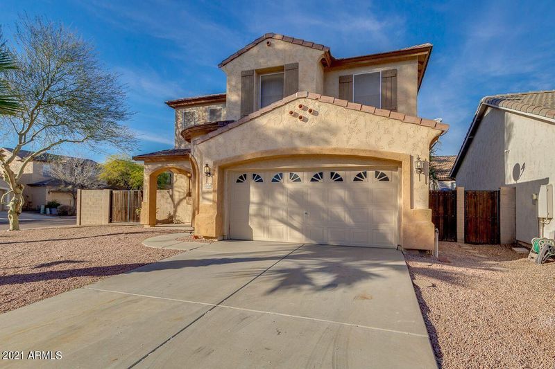 1110 E Ferrara St, San Tan Valley, AZ 85140