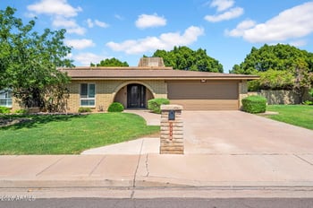 1110 E Orangewood Ave, Phoenix, AZ 85020