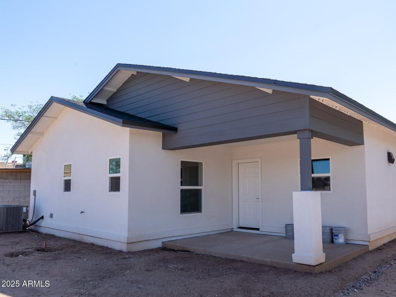 1110 Pierce St, Phoenix, AZ 85006