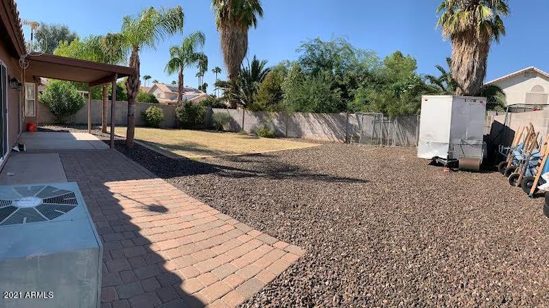 1110 W Behrend Dr, Phoenix, AZ 85027