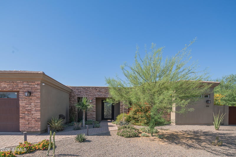 1110 W Creek Canyon Rd, Phoenix, AZ 85086