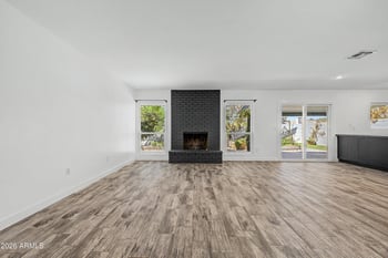 1110 La Jolla Dr, Tempe, AZ 85282