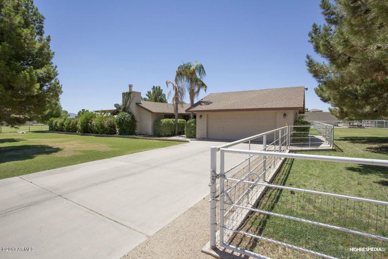 11101 E Vallejo St, Chandler, AZ 85248