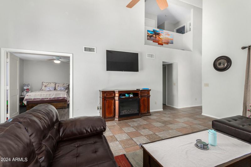 11101 N 82nd Dr, Peoria, AZ 85345