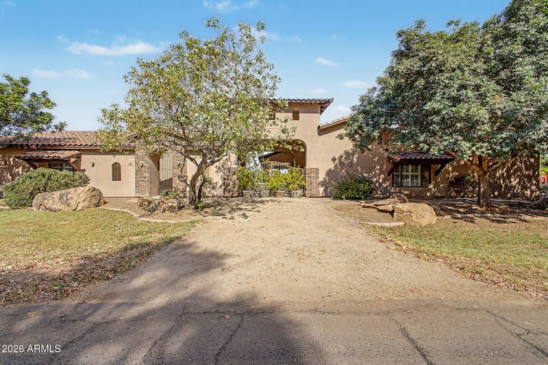 11102 Victoria St, Chandler, AZ 85248