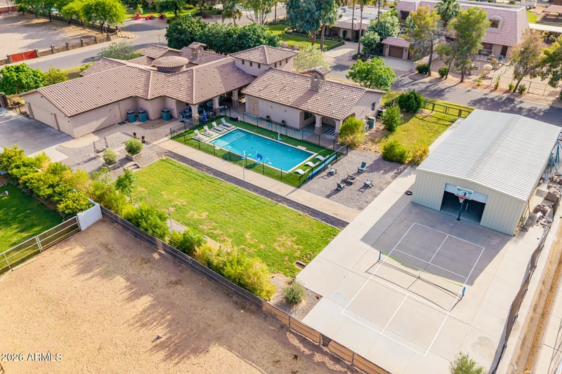 11102 Victoria St, Chandler, AZ 85248
