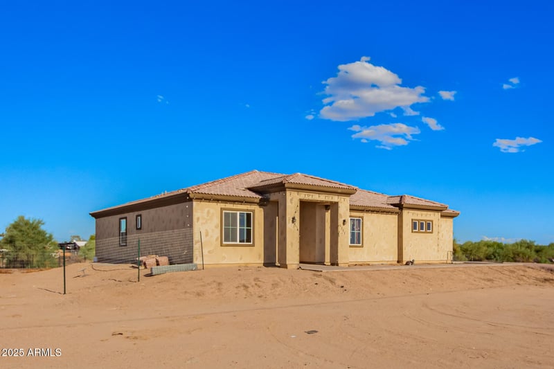 1111 350th Ave, Tonopah, AZ 85354