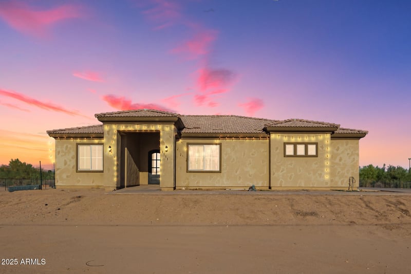 1111 350th Ave, Tonopah, AZ 85354