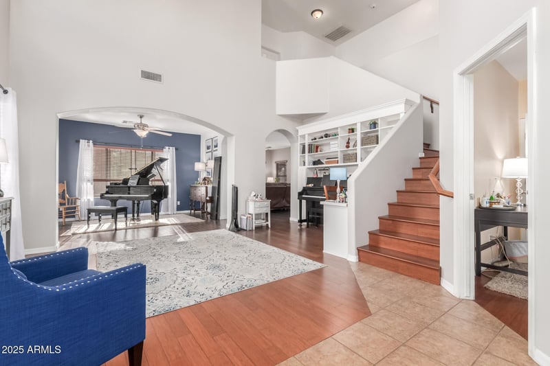 1111 Blue Spruce Ln, Gilbert, AZ 85298