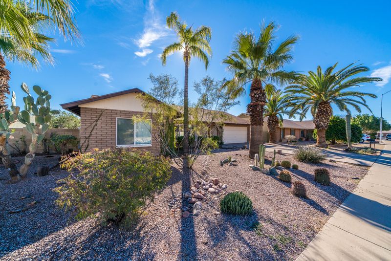 1111 E Hope St, Mesa, AZ 85203