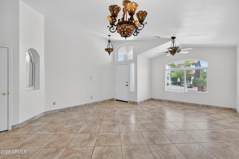 1111 Palomino Way, San Tan Valley, AZ 85143