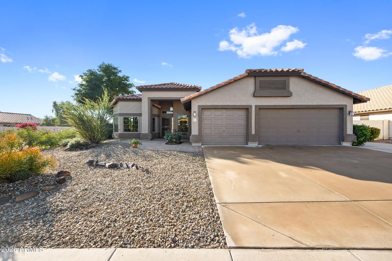 1111 Lisa Ln, Tempe, AZ 85284