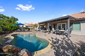 1111 Lisa Ln, Tempe, AZ 85284