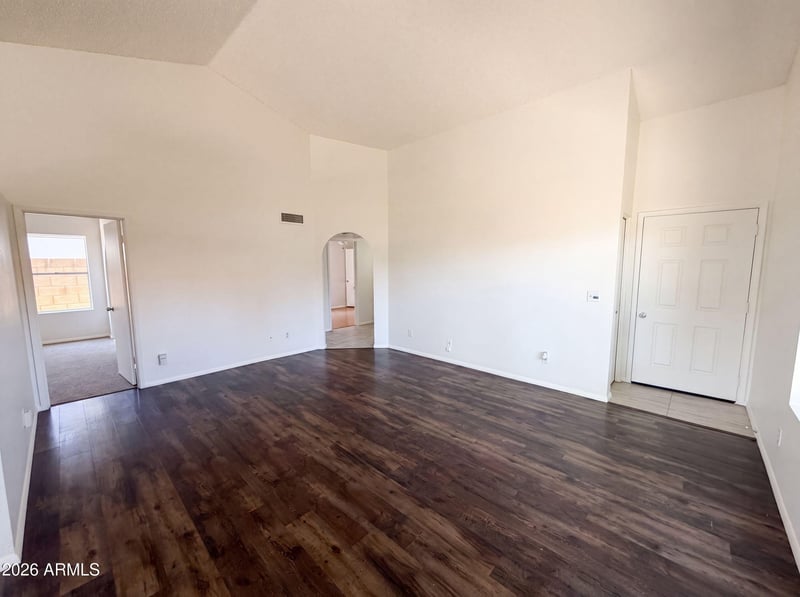 1111 N 64th St #38, Mesa, AZ 85205