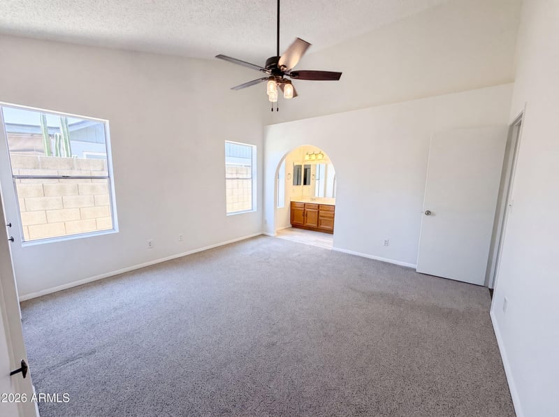 1111 N 64th St #38, Mesa, AZ 85205