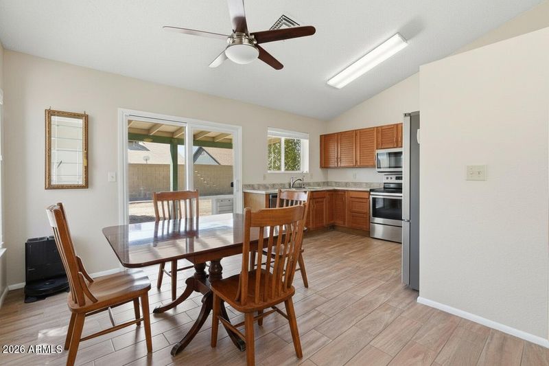 1111 N 64th St #43, Mesa, AZ 85205