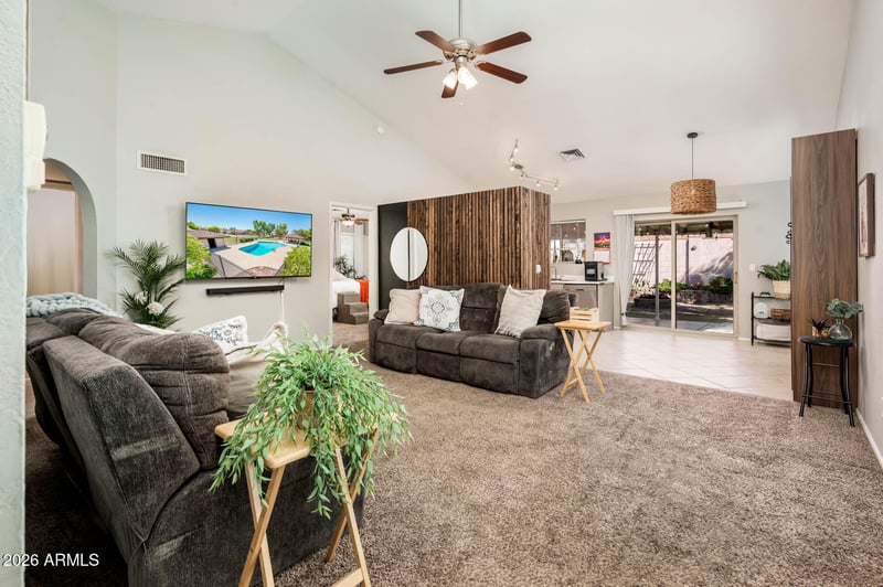 1111 N 64th St #48, Mesa, AZ 85205