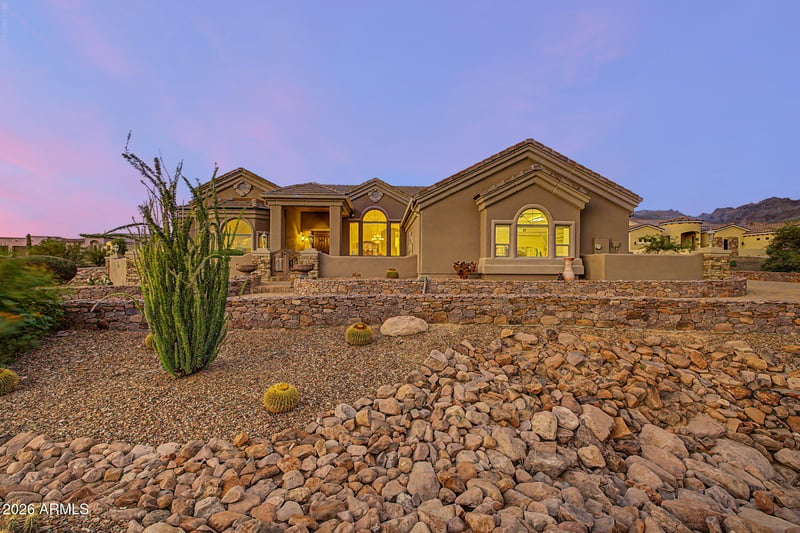 1111 S Deer Run Ct, Apache Junction, AZ 85119