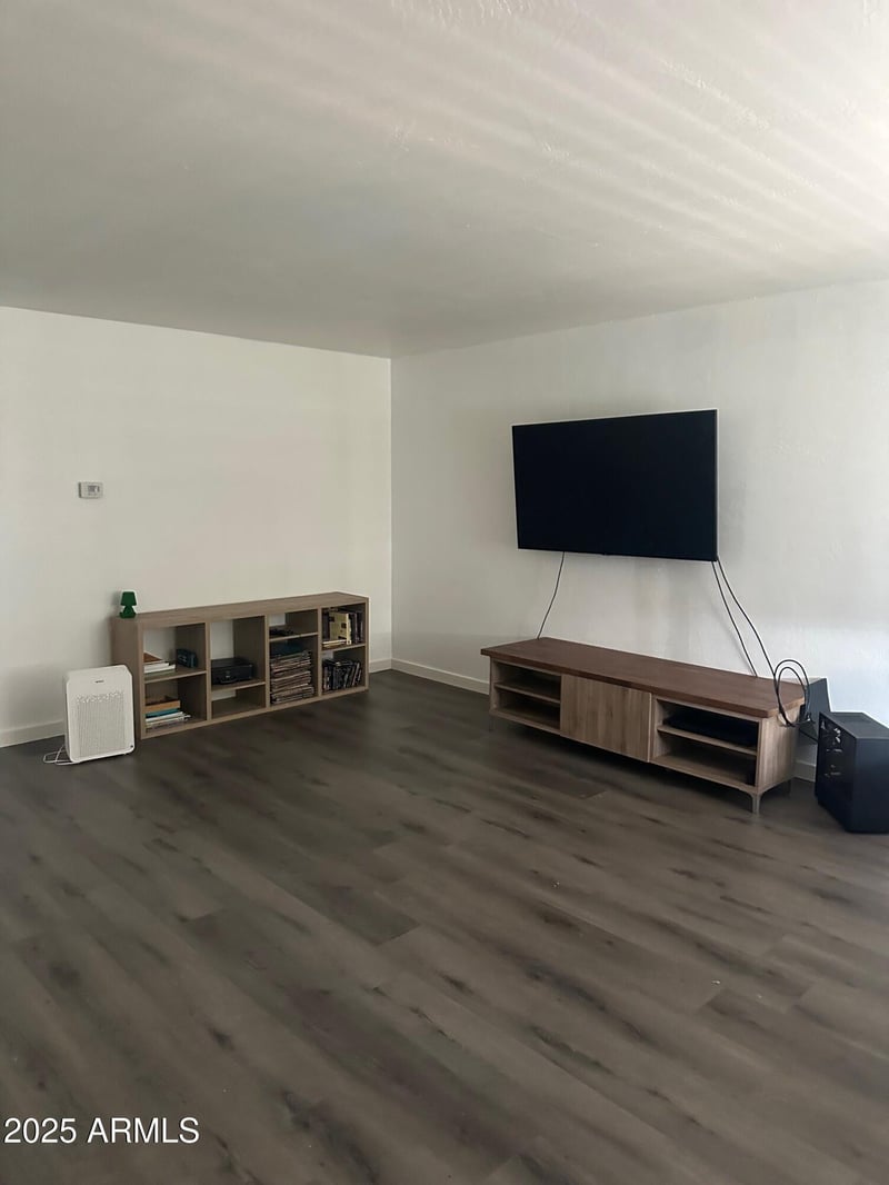1111 Turney Ave #18, Phoenix, AZ 85014