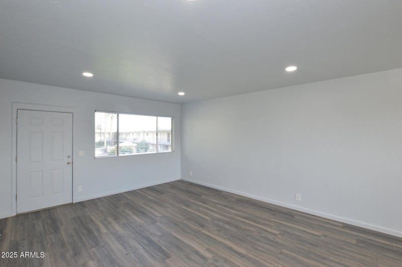 1111 Turney Ave #32, Phoenix, AZ 85014
