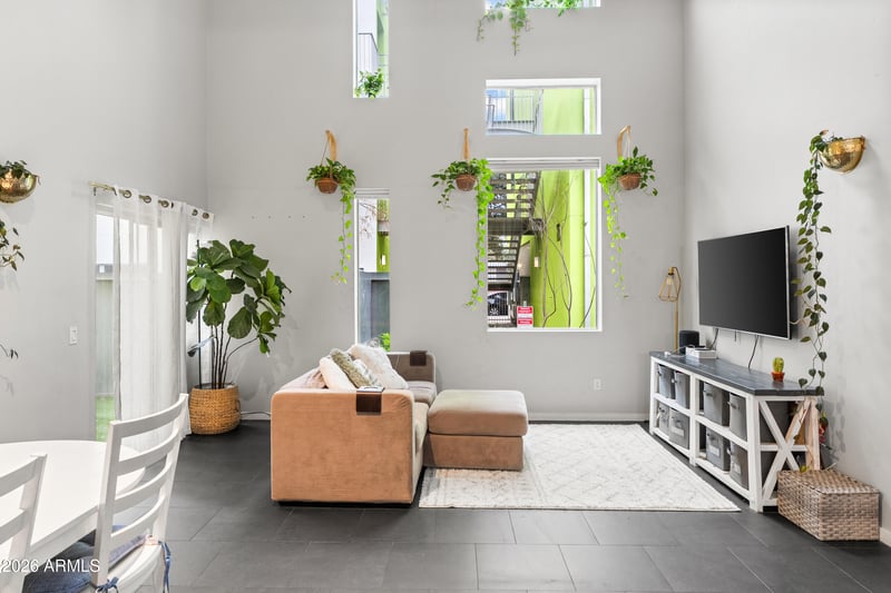 1111 University Dr #1028, Tempe, AZ 85281