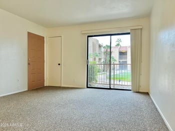 1111 University Dr #120, Tempe, AZ 85288