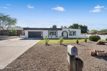 1111 Village Circle Dr, Phoenix, AZ 85022