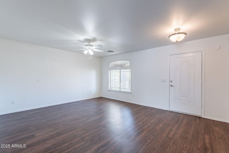 11113 Minnezona Ave, Phoenix, AZ 85037
