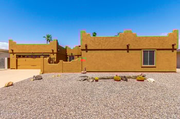 11114 Palmeras Dr, Sun City, AZ 85373