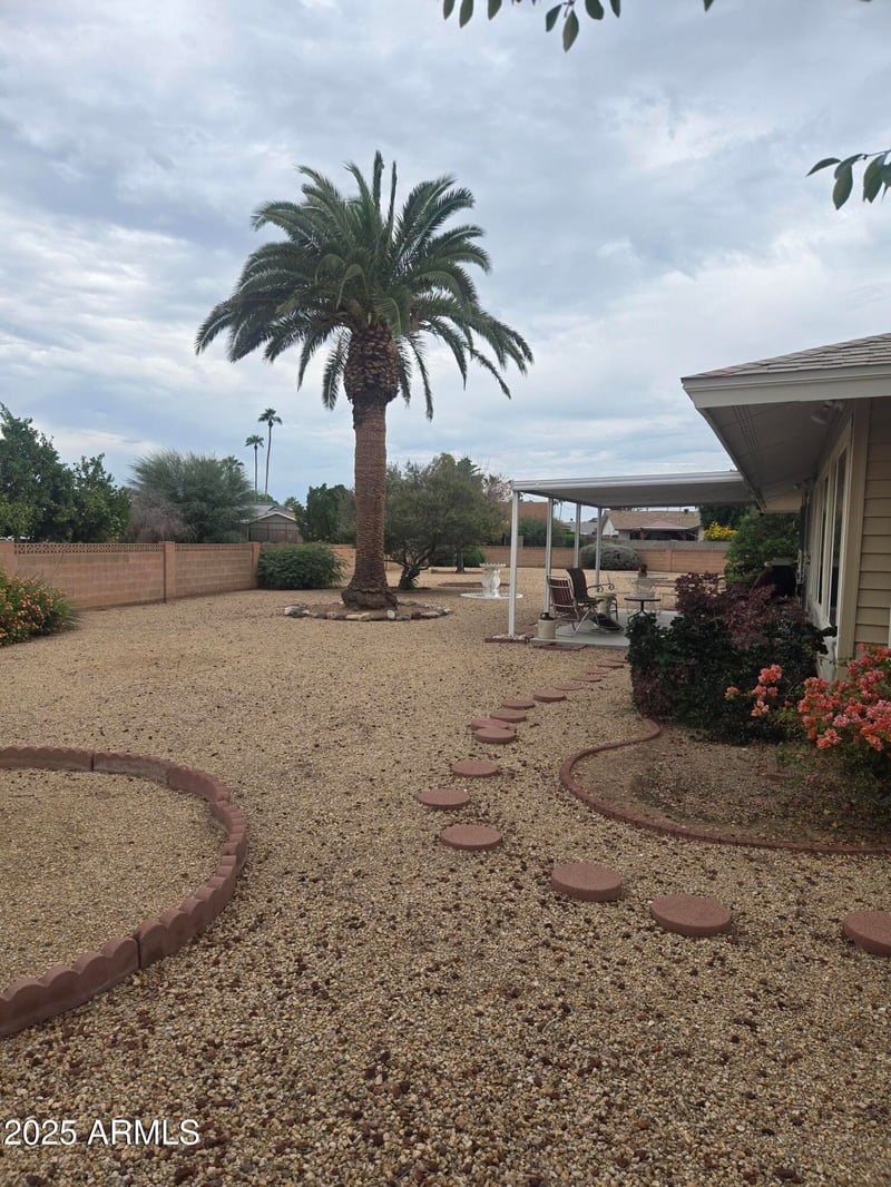 11114 Peace Ct, Sun City, AZ 85351