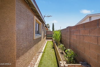 11118 Iowa Ave, Youngtown, AZ 85363