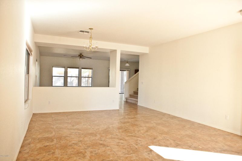 1112 E Parkview Ct, Gilbert, AZ 85295