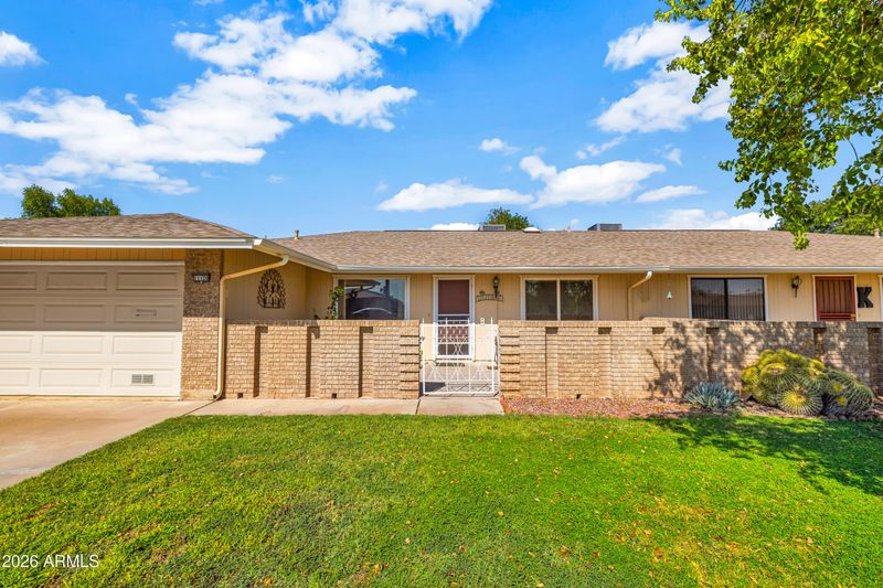 11120 W Cameo Dr, Sun City, AZ 85351