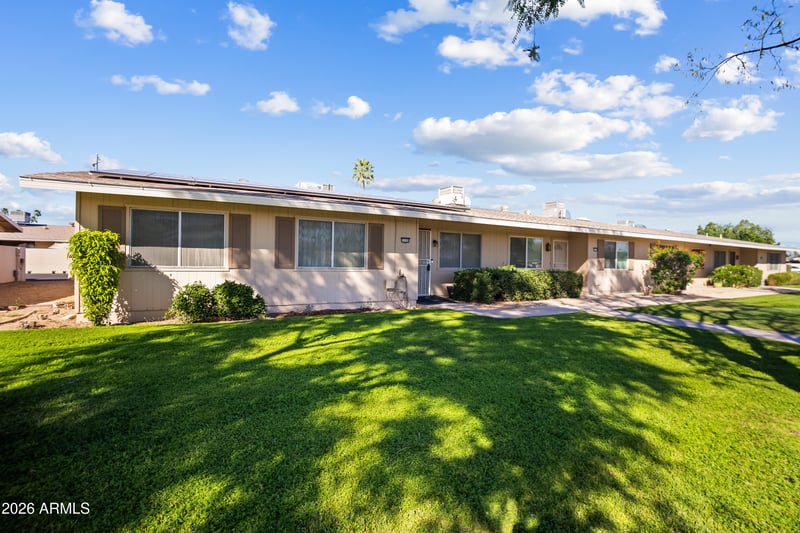 11120 Desert Butte Dr, Sun City, AZ 85351