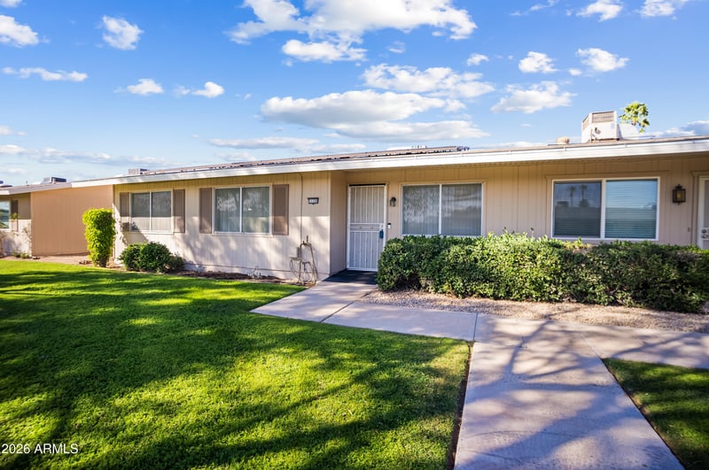11120 Desert Butte Dr, Sun City, AZ 85351