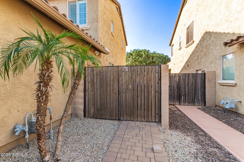 11123 Risata Ave, Mesa, AZ 85212